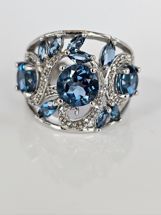 Estate Jewelry - Natural London Blue Topaz Ring Rhodium Sterling Silver Size 7! New